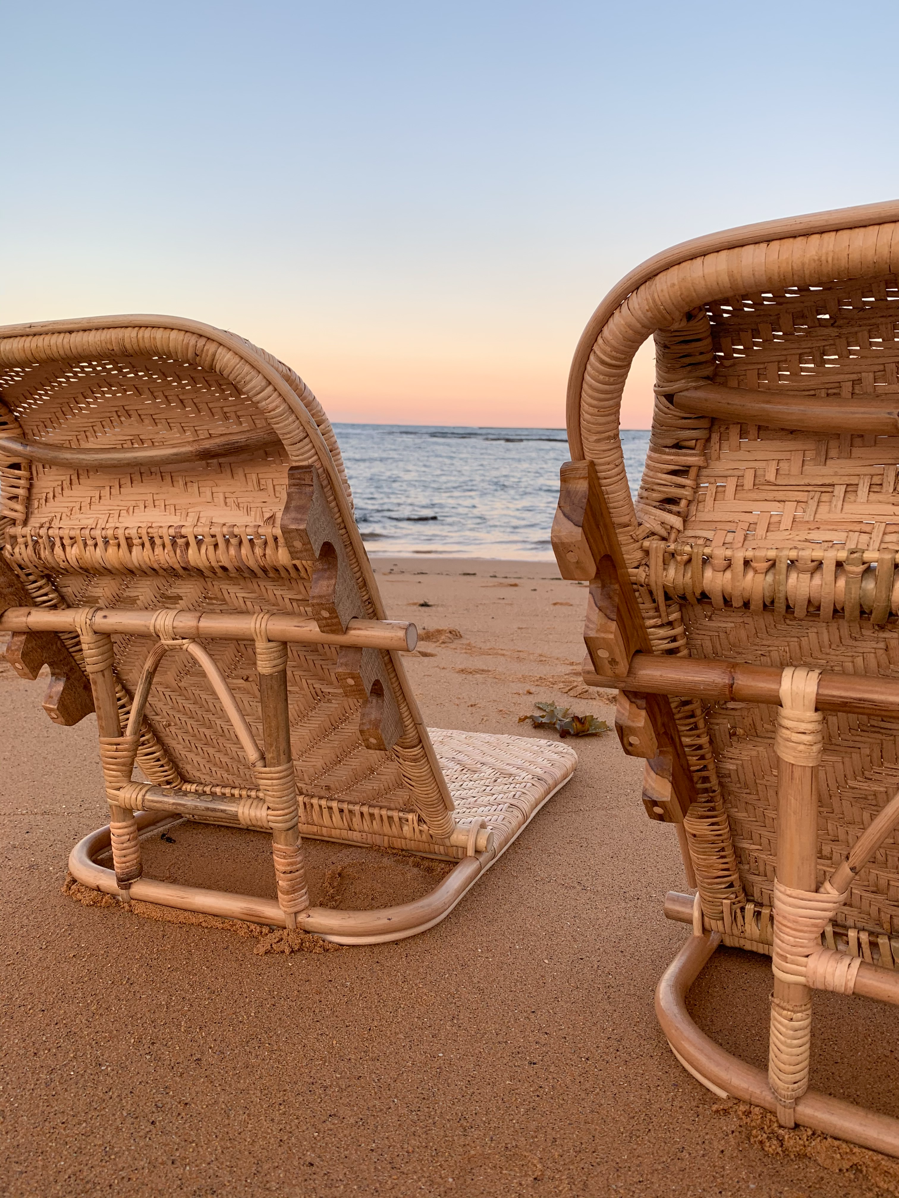 Rattan folding store beach chair